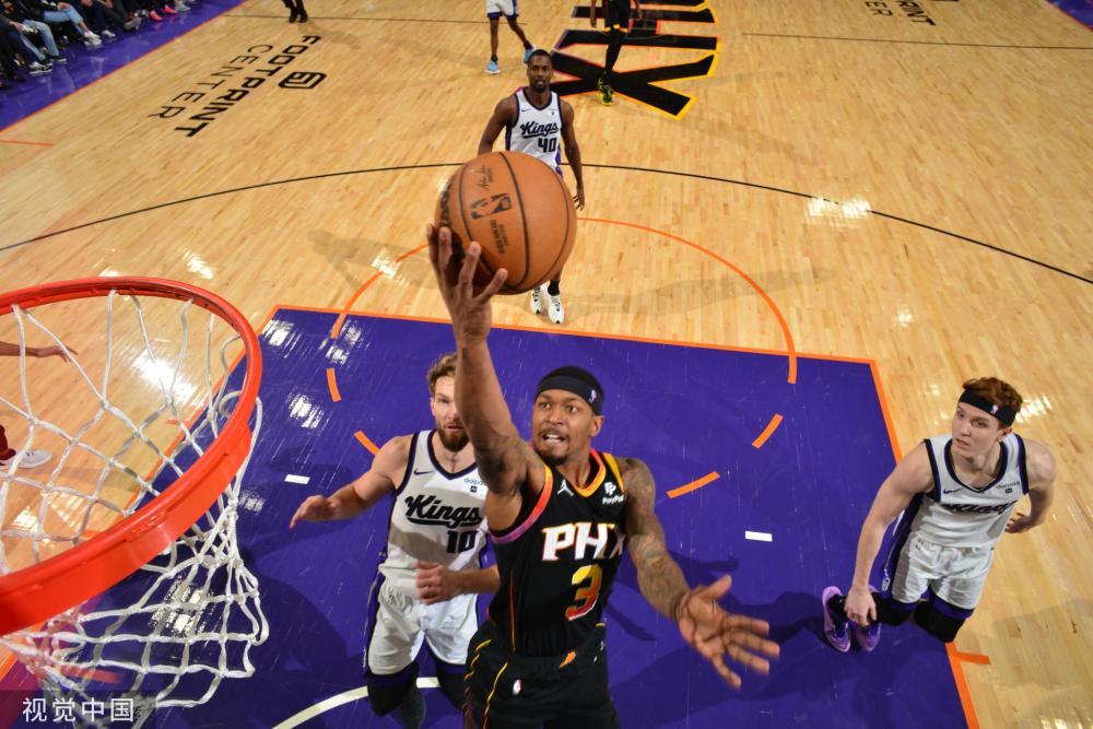 更是双方在 更是双方在