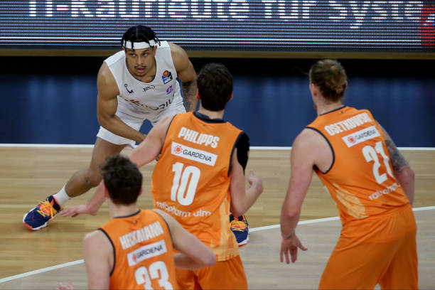 反而成为了 反而成为了